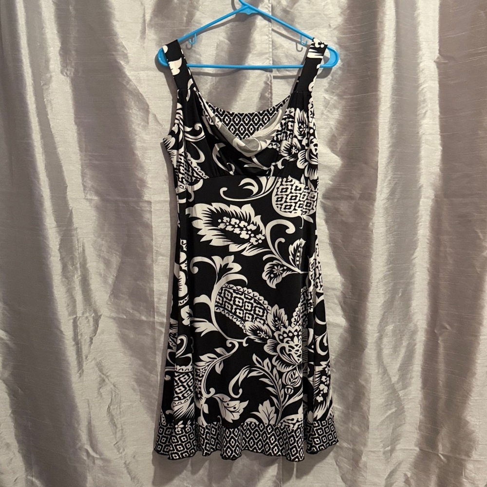 Elegant Black and White Midi Dress